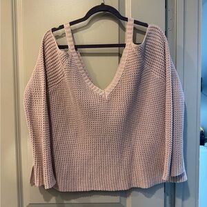 La Hearts Women's V-Neck Cold-Shoulder Sweater in Light Mauve